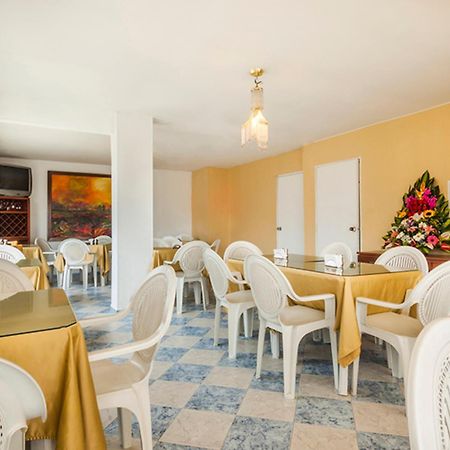 Apartahotel Bogota Gran Marquez, Apartaestudios Y Habitaciones ภายนอก รูปภาพ