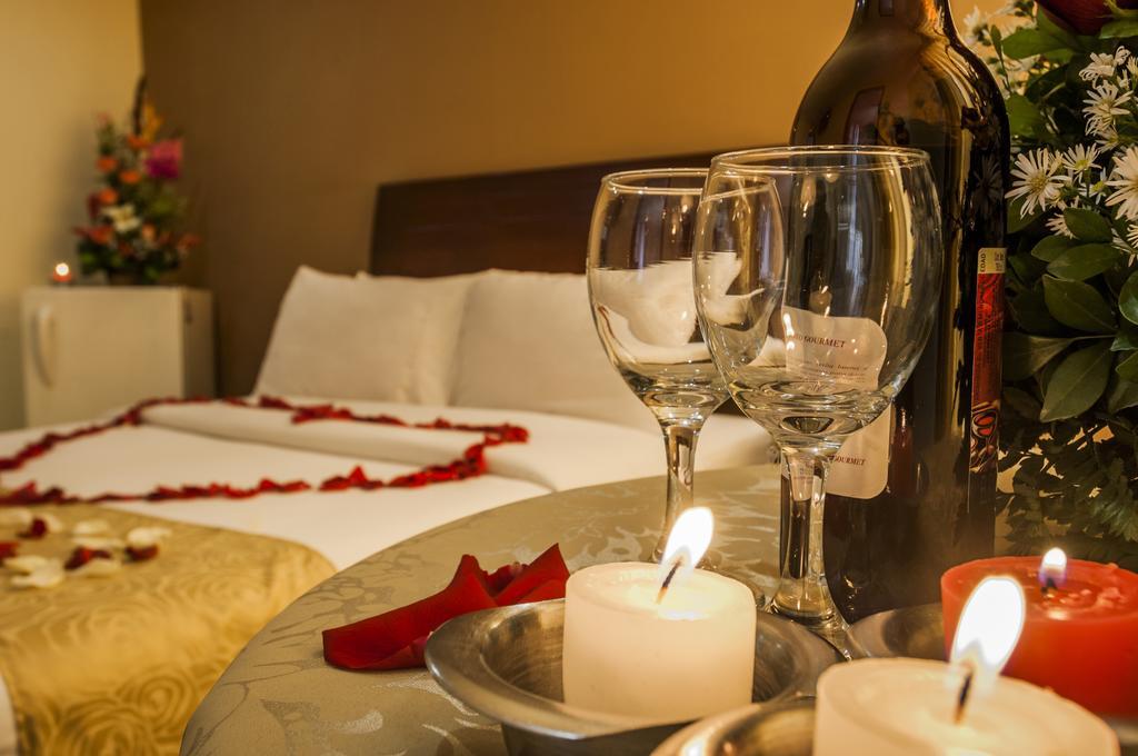 Apartahotel Bogota Gran Marquez, Apartaestudios Y Habitaciones ห้อง รูปภาพ