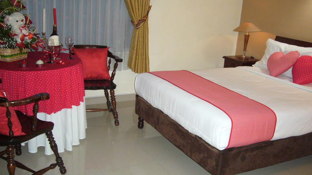 Apartahotel Bogota Gran Marquez, Apartaestudios Y Habitaciones ภายนอก รูปภาพ