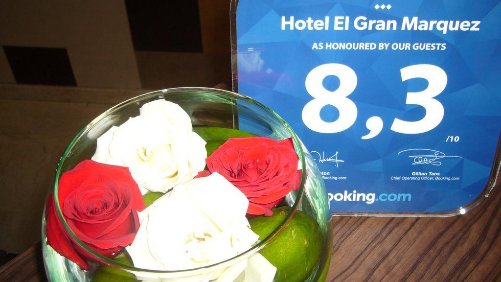 Apartahotel Bogota Gran Marquez, Apartaestudios Y Habitaciones ภายนอก รูปภาพ