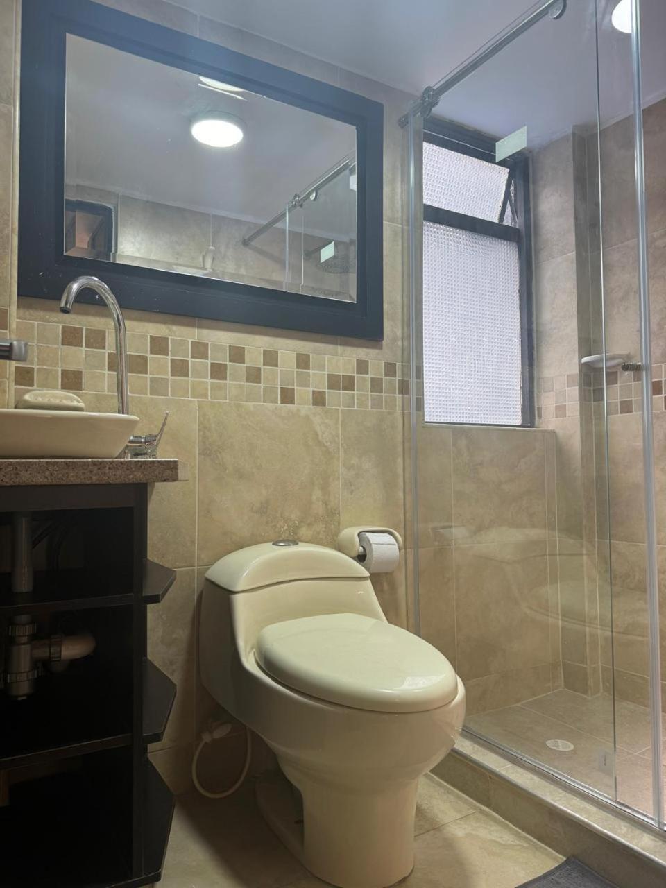 Apartahotel Bogota Gran Marquez, Apartaestudios Y Habitaciones ภายนอก รูปภาพ
