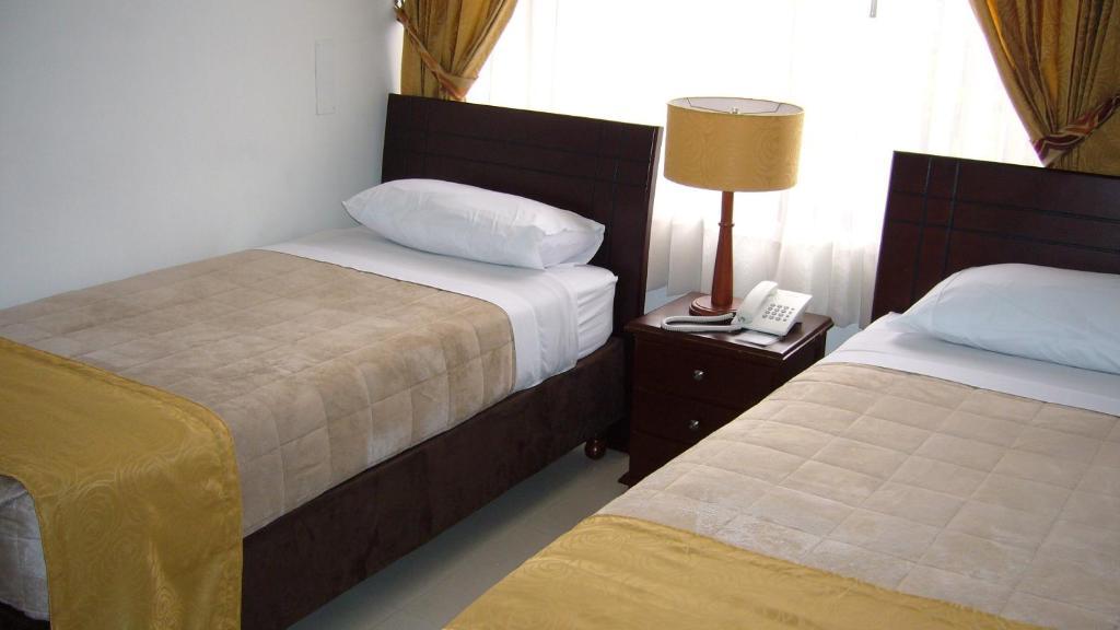 Apartahotel Bogota Gran Marquez, Apartaestudios Y Habitaciones ภายนอก รูปภาพ
